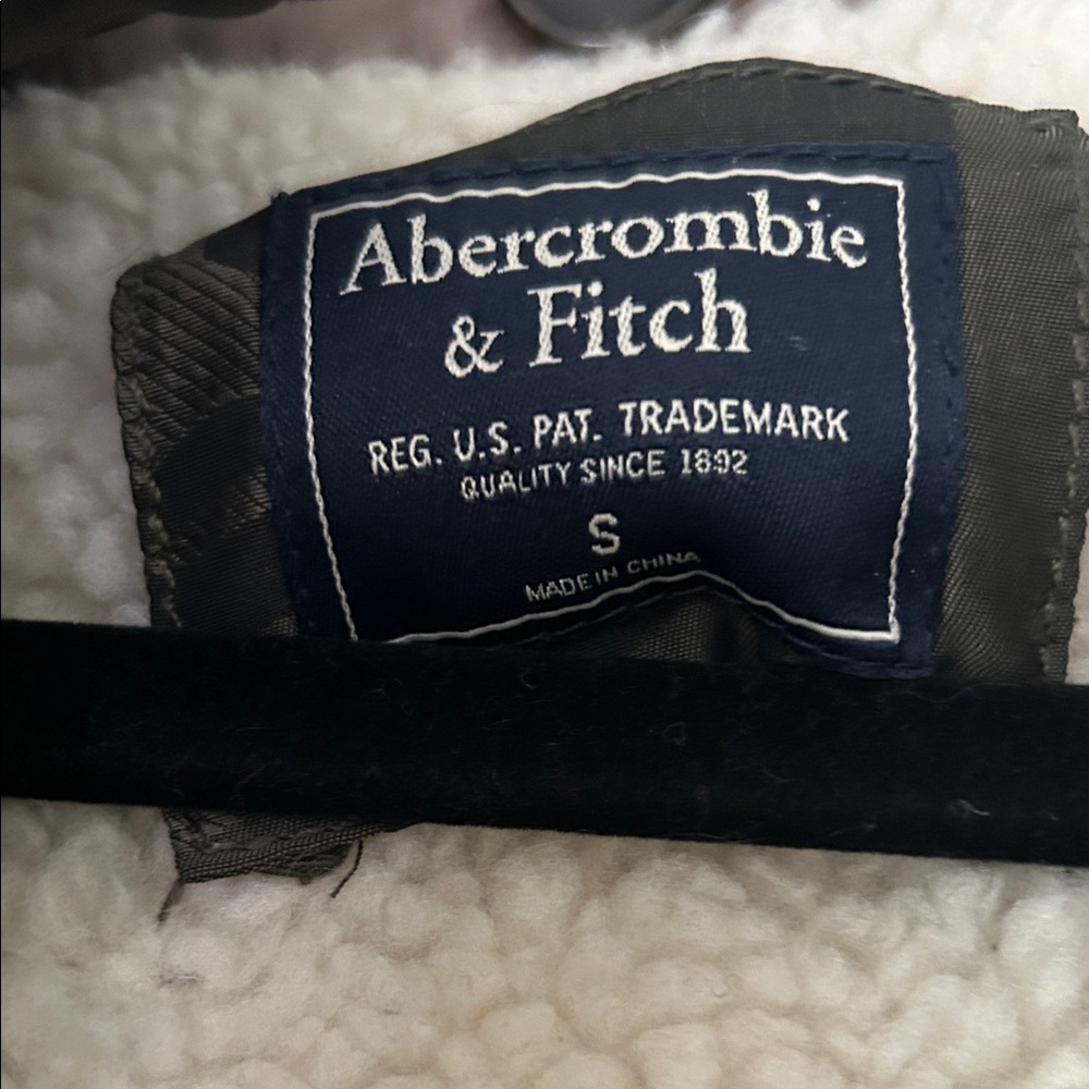 Abercrombie & Fitch Camo Print 3 in one Jacket size S - Picture 3 of 7